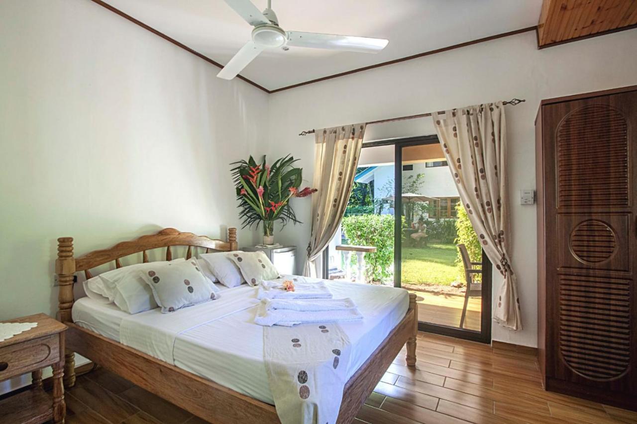 Tannette Villa La Digue Exteriör bild